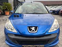 Gebraucht Peugeot 206 60 PS (44 kW) 2012 Lack blau ipanema/metallic Kleinwagen