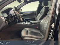 Gebraucht BMW 550 530 PS (389 kW) 2023 Saphirschwarz metallic Limousine