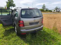 Gebraucht VW Touran 140 PS (102 kW) 2010 Braun Van / Kleinbus