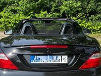 Gebraucht Mercedes SLK200 184 PS (135 kW) 2014 Schwarz Cabrio