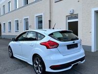 gebraucht Ford Focus Lim. ST