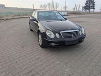 Gebraucht Mercedes E280 Avantgarde 190 PS (139 kW) 2007 Schwarz Limousine