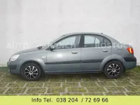Gebraucht Kia Rio 110 PS (80 kW) 2009 Grau Limousine