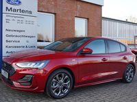 Gebraucht Ford Focus ST-Line 155 PS (114 kW) 2023 Fantastic red tc Kleinwagen