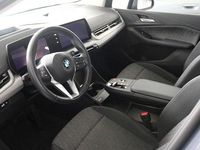 Gebraucht BMW 220 156 PS (114 kW) 2024 Sparkling kupfergrau metallic Van / Kleinbus