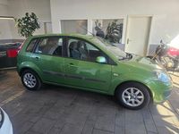 Gebraucht Ford Fiesta 68 PS (50 kW) 2008 Grün Kleinwagen
