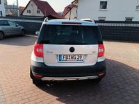 Gebraucht Skoda Yeti Elegance 152 PS (111 kW) 2013 Silber SUV