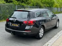 Używany Opel Astra 136 KM (100 kW) 2016 Czarny Sedan/Limuzyna