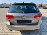 Gebraucht VW Passat Trendline 122 PS (89 kW) 2011 Braun Kombi