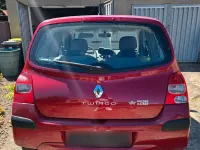 Gebraucht Renault Twingo 58 PS (42 kW) 2009 Rot Kleinwagen