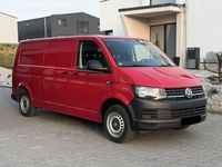Używany VW Transporter 102 KM (75 kW) 2017 Czerwony Van