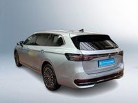 Gebraucht VW Passat Elegance 150 PS (110 kW) 2025 Oyster silver metallic Kombi