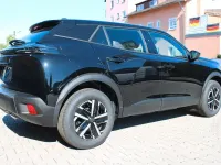 Neu Peugeot 2008 Style 101 PS (74 kW) 2026 Schwarz perla nera SUV