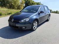 Gebraucht VW Golf VI Highline 105 PS (77 kW) 2011 Blau Kleinwagen