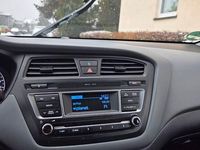 Gebraucht Hyundai i20 75 PS (55 kW) 2017 Schwarz Limousine