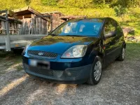 Gebraucht Ford Fiesta 70 PS (51 kW) 2005 Blau Kleinwagen