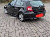 Gebraucht BMW 118 129 PS (94 kW) 2006 Schwarz Kleinwagen
