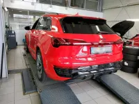 Gebraucht Audi SQ8 e-tron Ambiente 369 kW (503 PS) 2024 Soneirarot SUV