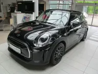 Gebraucht Mini Cooper Classic 136 PS (100 kW) 2022 Schwarz Kleinwagen