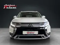 Gebraucht Mitsubishi Outlander Diamant Edition 150 PS (110 kW) 2018 Perlmuttweiß SUV