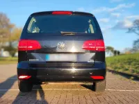 Gebraucht VW Touran 105 PS (77 kW) 2012 Schwarz Van / Kleinbus
