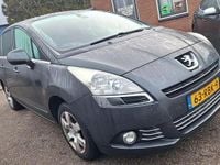 Gebraucht Peugeot 5008 156 PS (114 kW) 2011 Grau Van / Kleinbus