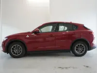 Gebraucht Alfa Romeo Stelvio 179 PS (131 kW) 2018 Rot SUV