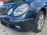 Gebraucht Mercedes E220 150 PS (110 kW) 2005 Schwarz Limousine