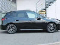 Gebraucht BMW 223 Active Tourer M Sport 204 PS (150 kW) 2024 Schwarz Van / Kleinbus