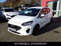 Gebraucht Ford Fiesta Cool & Connect 75 PS (55 kW) 2022 Weiß Kleinwagen