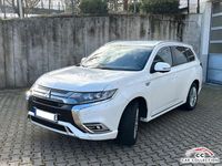 Gebraucht Mitsubishi Outlander P-HEV Plus 135 PS (99 kW) 2020 Perlmuttweiss (p) SUV