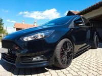 Gebraucht Ford Focus ST 250 PS (183 kW) 2018 Schwarz Limousine
