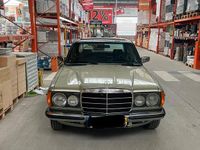 Gebraucht Mercedes E300 88 PS (64 kW) 1981 Grün Limousine