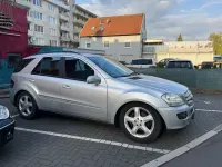 Gebraucht Mercedes ML350 272 PS (200 kW) 2007 Silber SUV