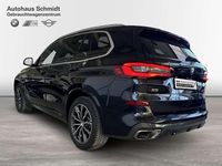 Gebraucht BMW X5 M 530 PS (389 kW) 2023 M carbonschwarz SUV