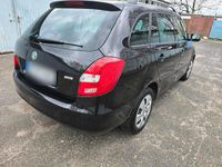 Gebraucht Skoda Fabia 75 PS (55 kW) 2015 Schwarz Kombi