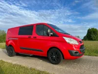 Gebraucht Ford Transit Custom 131 PS (96 kW) 2017 Rot Van / Kleinbus
