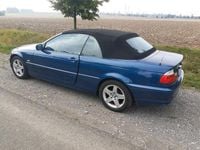Gebraucht BMW 318 Cabriolet 143 PS (105 kW) 2002 Blau Cabrio