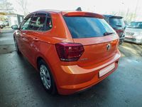 Gebraucht VW Polo 95 PS (69 kW) 2018 Orange Kleinwagen