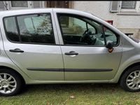 Usata Renault Modus 74 CV (54 kW) 2007 Argento Monovolume