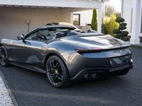 Gebraucht Ferrari Roma 620 PS (456 kW) 2025 Grau Cabrio