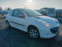 Gebraucht Peugeot 206+ 60 PS (44 kW) 2011 Weiß Kleinwagen