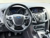Używany Ford Focus Titanium 115 KM (84 kW) 2011 Srebrny Kombi