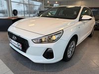 Gebraucht Hyundai i30 Pure 101 PS (74 kW) 2017 Weiß Limousine