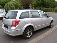 Gebraucht Opel Astra Edition 80 PS (58 kW) 2005 Silber Kombi