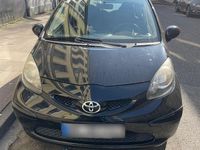 Gebraucht Toyota Aygo 68 PS (50 kW) 2006 Schwarz Kleinwagen