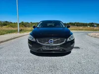 Gebraucht Volvo V60 Business Edition 136 PS (100 kW) 2015 Schwarz Kombi