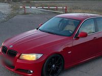 Gebraucht BMW 330 245 PS (180 kW) 2011 Rot Limousine