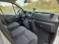 Gebraucht Renault Trafic 95 PS (69 kW) 2020 Weiß Van / Kleinbus