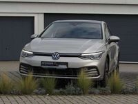 Gebraucht VW Golf VIII Move 110 PS (80 kW) 2023 Ivory silver (silber) Limousine